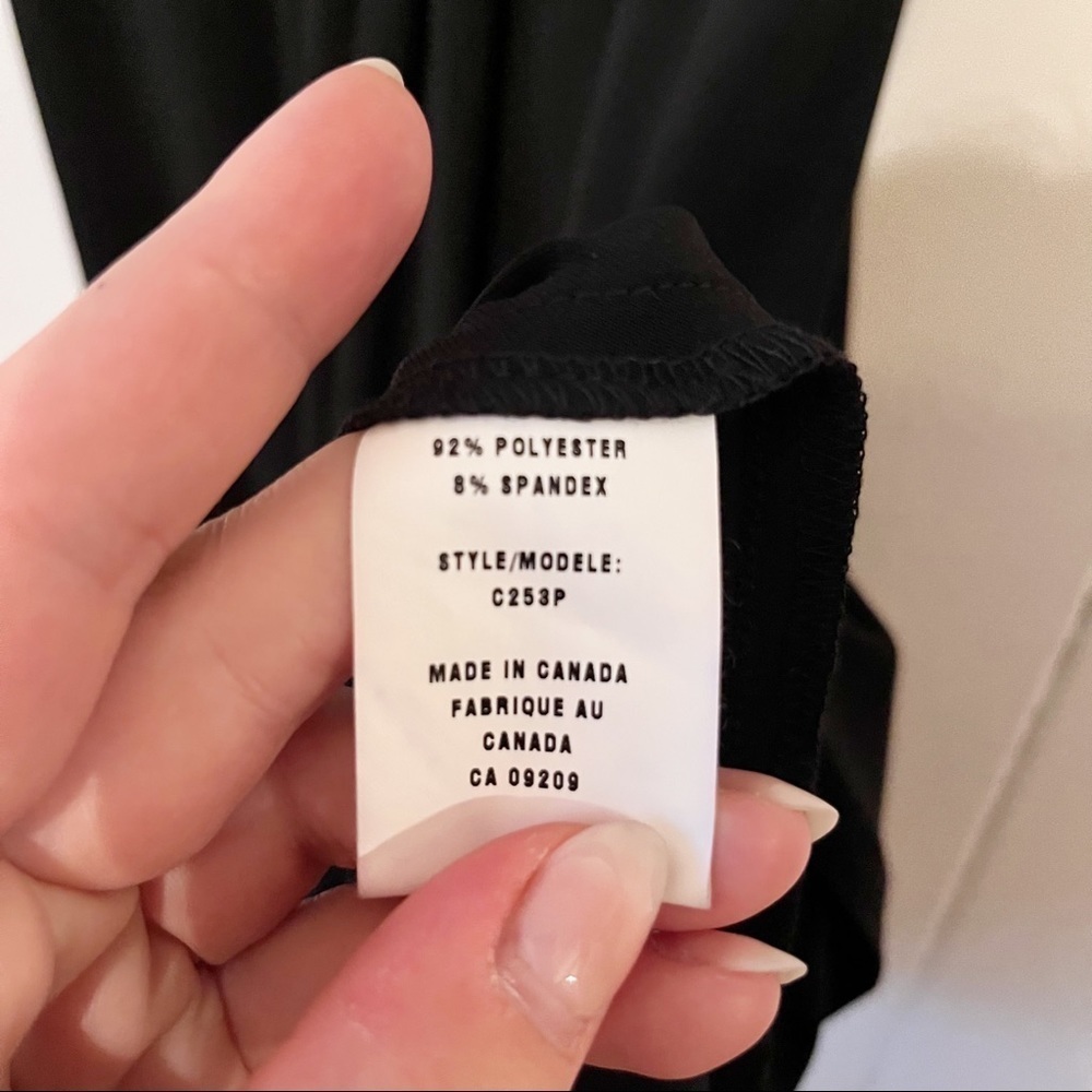 Black Dress. Slinky material. - Picture 5 of 8